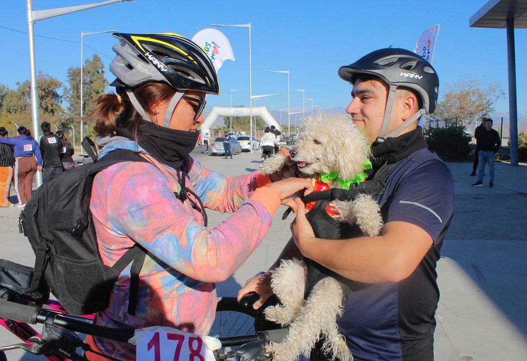 Chimbas cerró sus vacaciones de invierno a pura bici y alegría